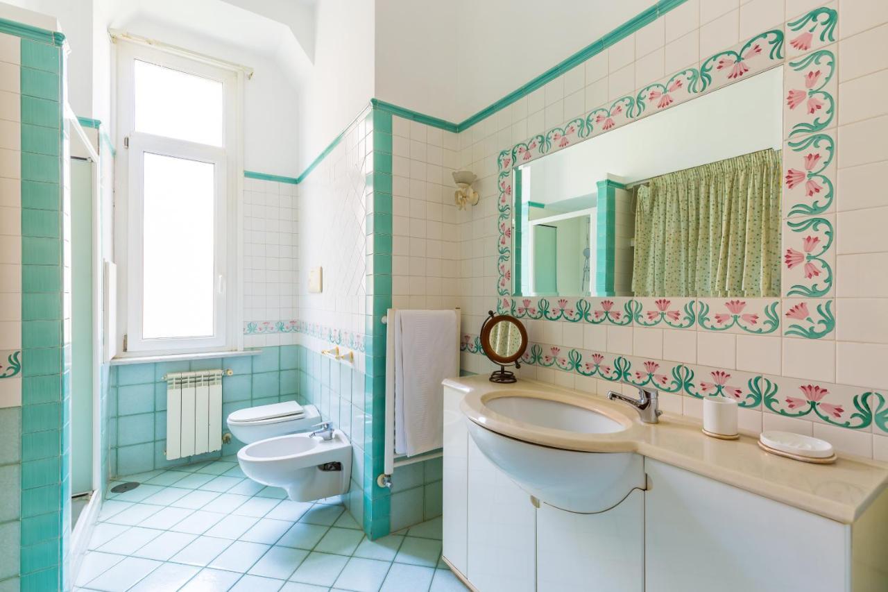 Grand Classic Apartment At San Martino By Napoliapartments Exteriér fotografie