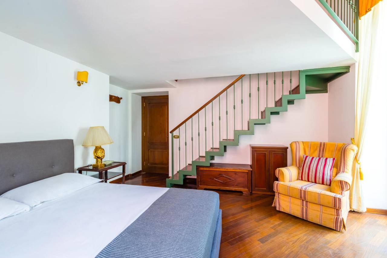 Grand Classic Apartment At San Martino By Napoliapartments Exteriér fotografie