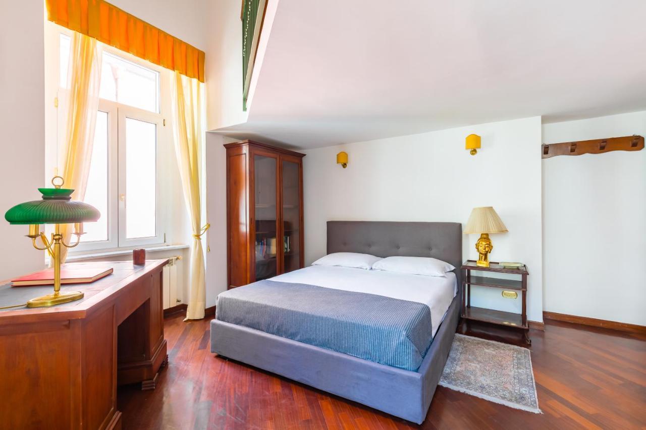 Grand Classic Apartment At San Martino By Napoliapartments Exteriér fotografie